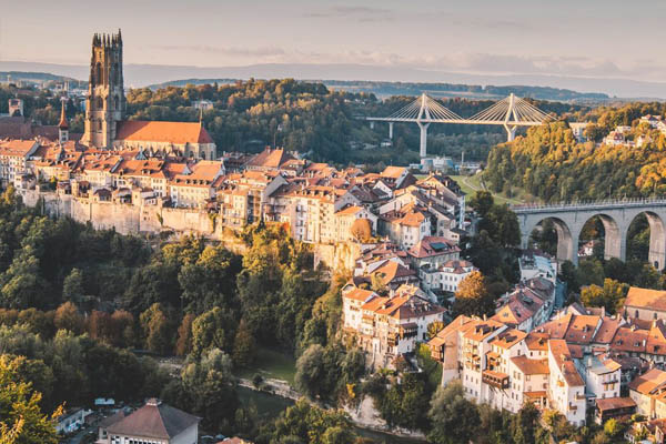 Friborgo, Olten e Thun